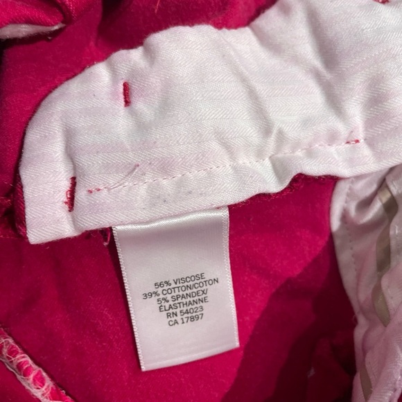 Vibrant Pink Capris Size 2 Petite - Picture 4 of 5